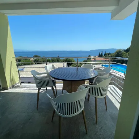 Apartment Una Lovran